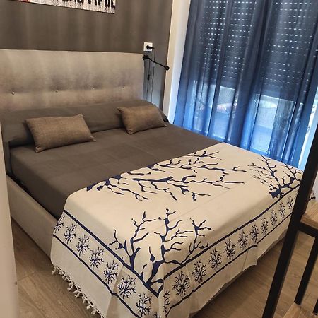 Michelangelo Airport Suite Room فيوميتشينو المظهر الخارجي الصورة
