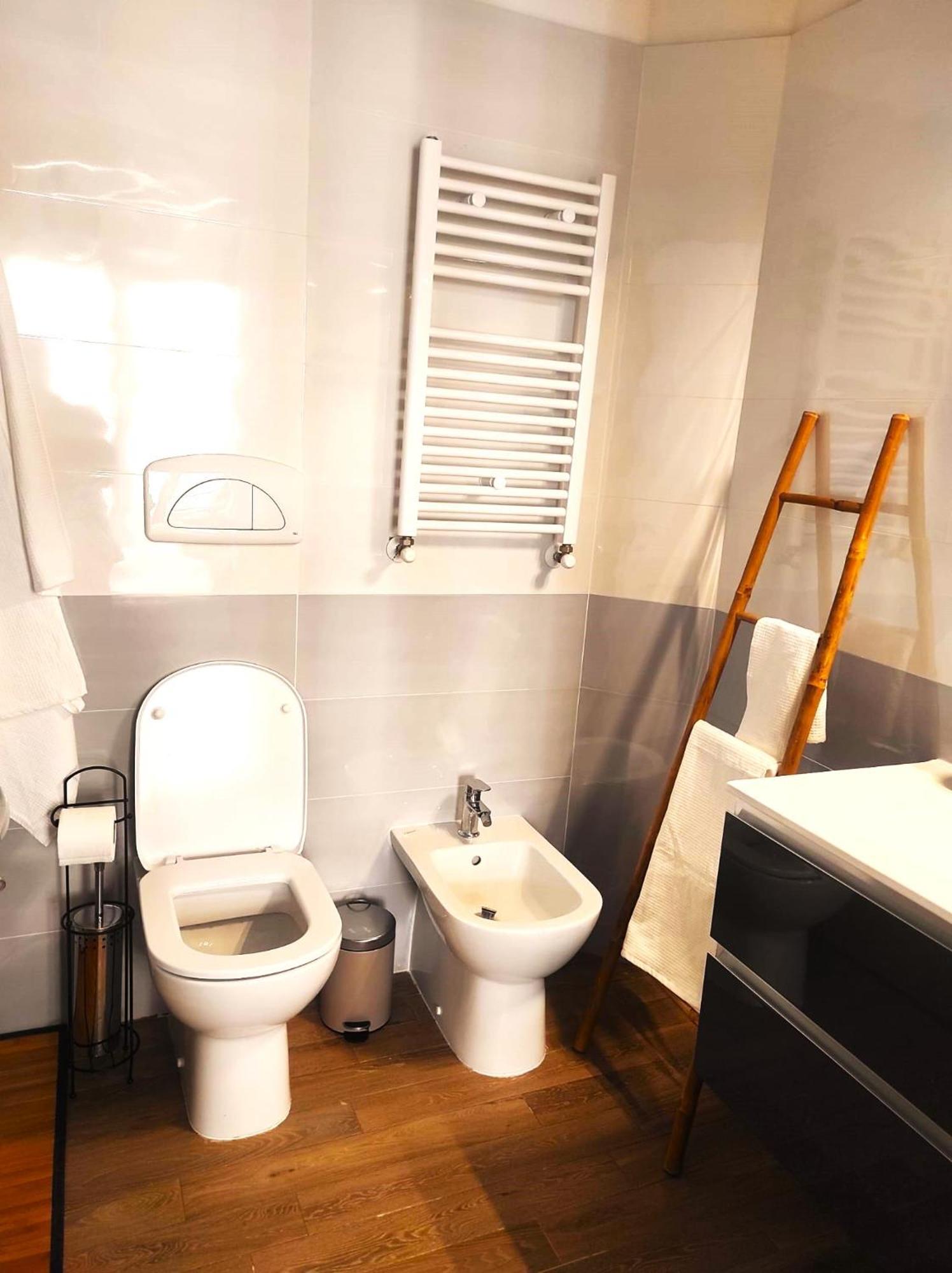 Michelangelo Airport Suite Room فيوميتشينو المظهر الخارجي الصورة