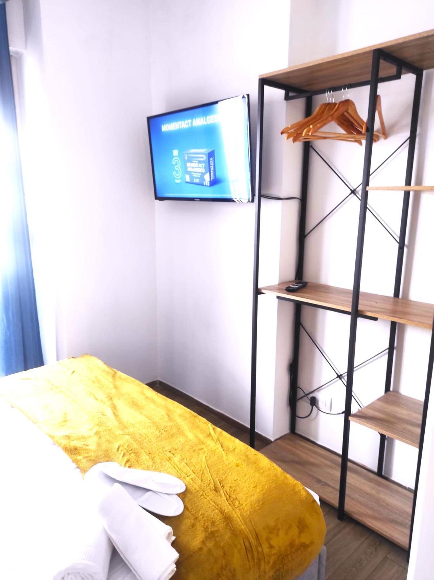 Michelangelo Airport Suite Room فيوميتشينو المظهر الخارجي الصورة