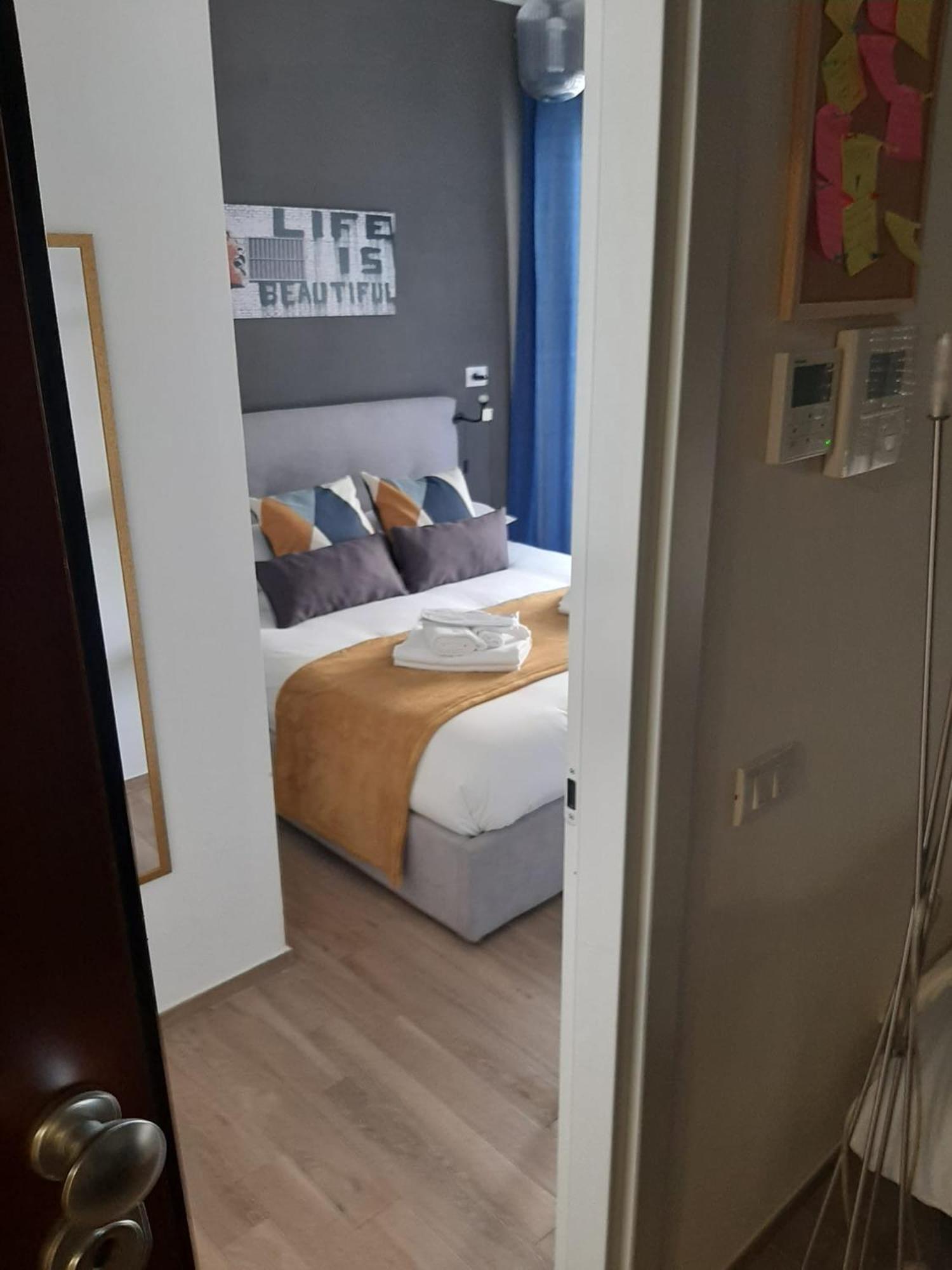 Michelangelo Airport Suite Room فيوميتشينو المظهر الخارجي الصورة
